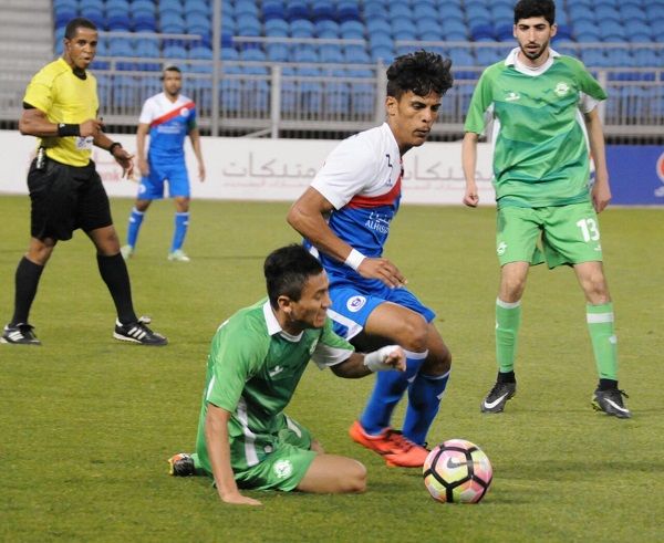 جانب من إحدى مباريات الدوري البحريني