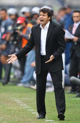 مدرب بوليفيا إيروين سانشيز