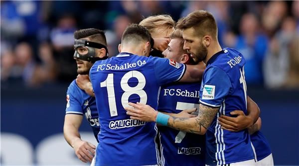 فرحة لاعبي شالكه 