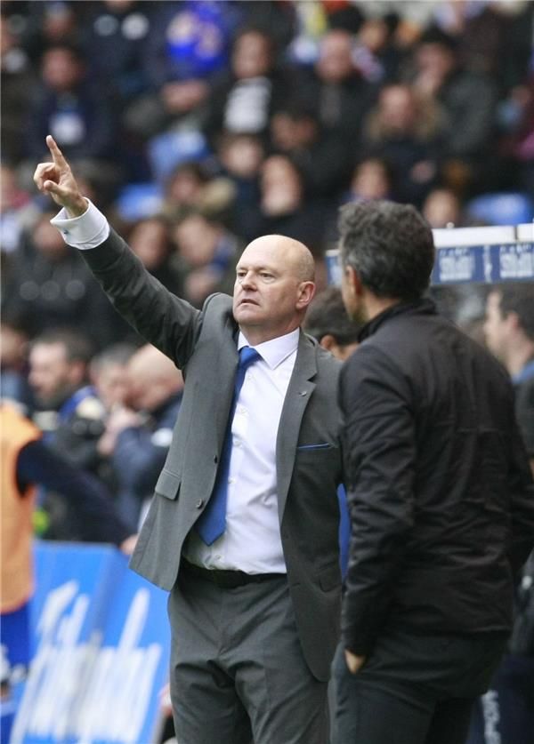 برشلونة يسقط أمام ديبورتيفو لاكورونيا بهدفين في الدوري