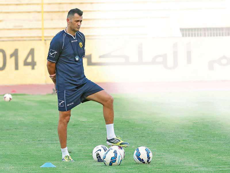 القادسية الكويتي يعيّن مساعدين لداليبور