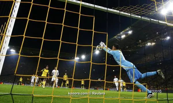 ?i=reuters%2f2016-09-27%2f2016-09-27t193854z_1197335804_lr1ec9r1ikksm_rtrmadp_3_soccer-germany_reuters