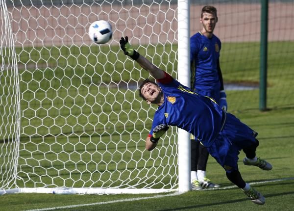 2016-06-24t173026z_821006379_lr1ec6o1cmgce_rtrmadp_3_soccer-euro-esp_reuters