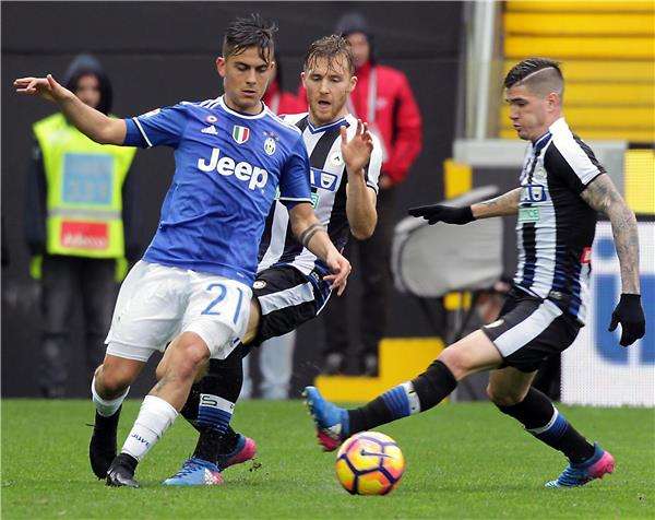 هل يهز باولو ديبالا شباك إيكر كاسياس؟