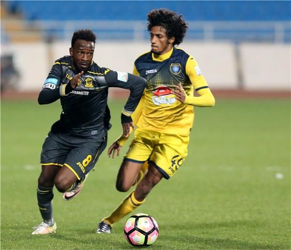 المولد يتعرض لإصابة قوية