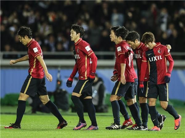 لاعبو كاشيما إنتلرز