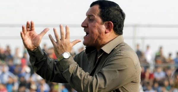 باسم قاسم مدرب القوة الجوية 