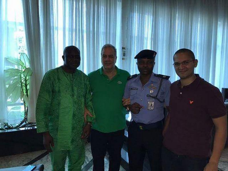 received_281076112305755-web