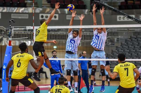 الأهلي البحريني يفوز