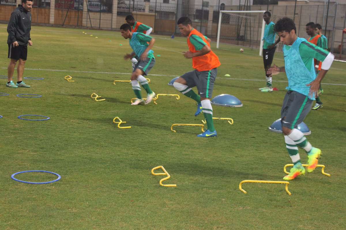جانب من تدريبات سابقة لمنتخب السعودية للشباب