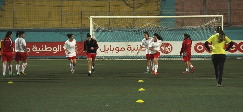 جانب من تدريبات المنتخب النسوي
