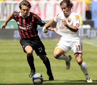 بيرلو و تادي في اللقاء الأخير بين الطرفين في نهاية الموسم الماضي