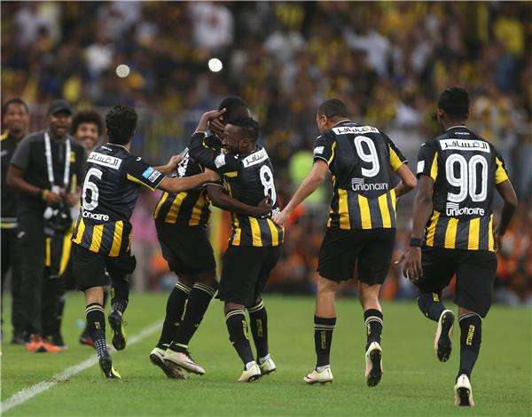 الأزمات تحاصر اتحاد جدة