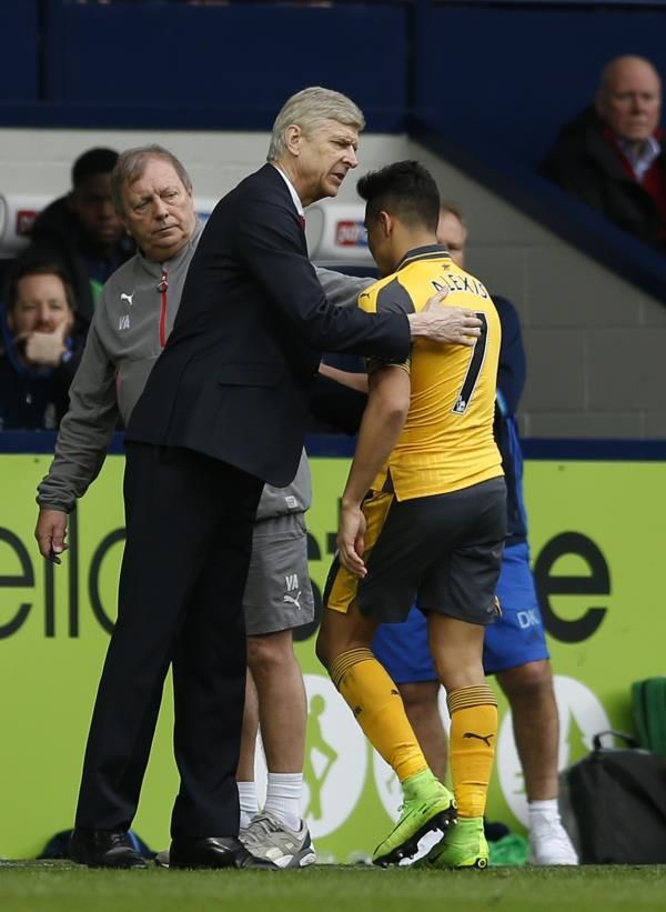 فينجر وسانشيز