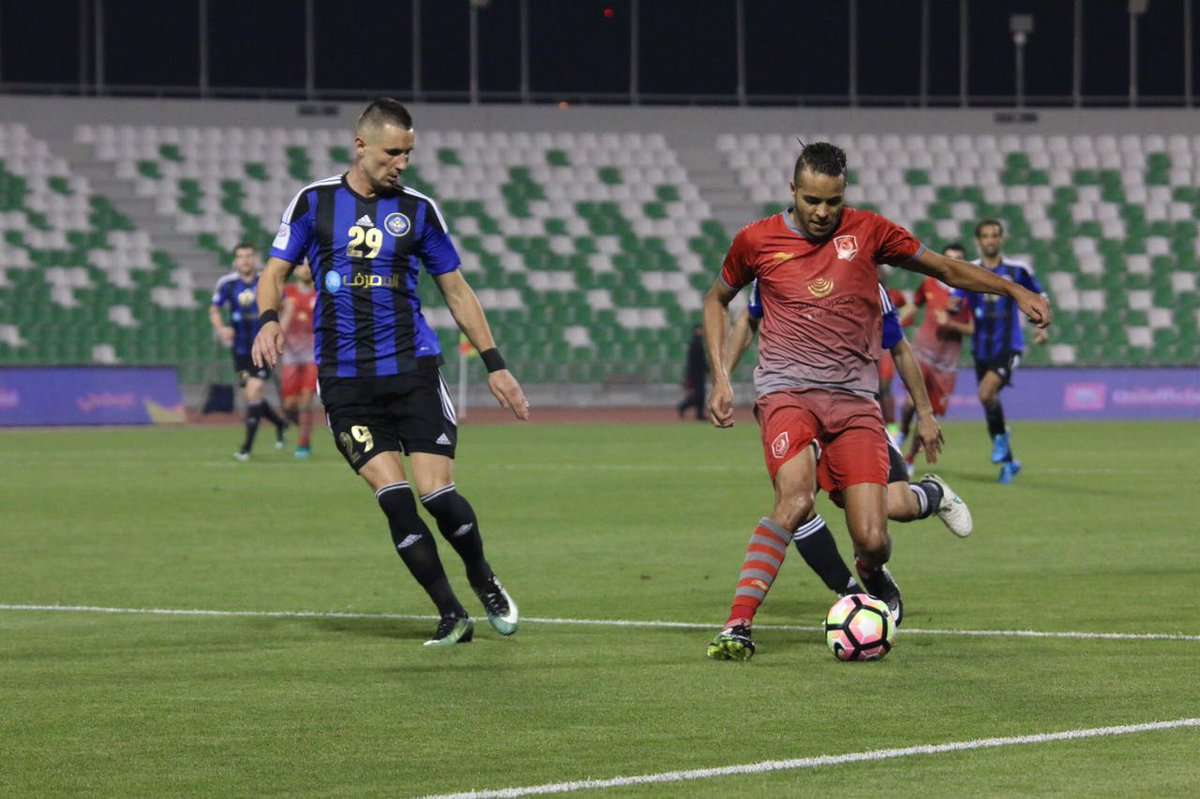 من الدوري القطري