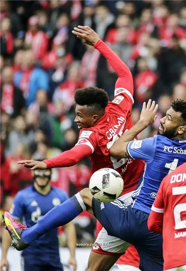 ?i=epa%2fsoccer%2f2017-03%2f2017-03-19%2f2017-03-19-05858255_epa