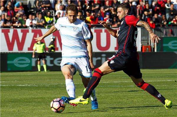 جانب من لقاء لاتسيو وكالياري