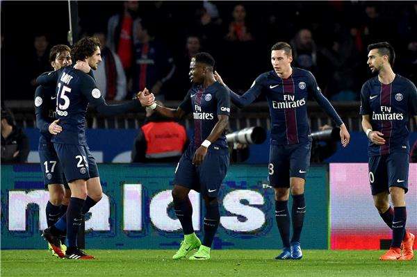 فرحة لاعبي باريس سان جيرمان