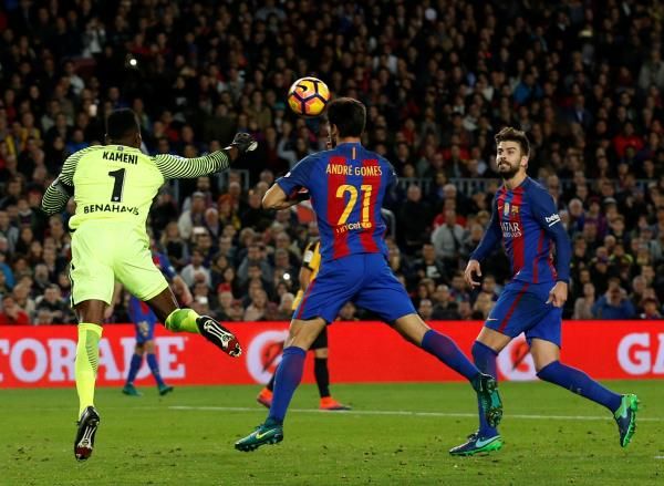 جيرارد بيكيه وأندريه جوميز