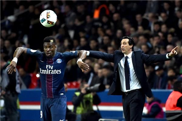 إيمري سعيد بأداء لاعبيه