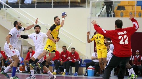 من لقاء الاهلي والشارقة 