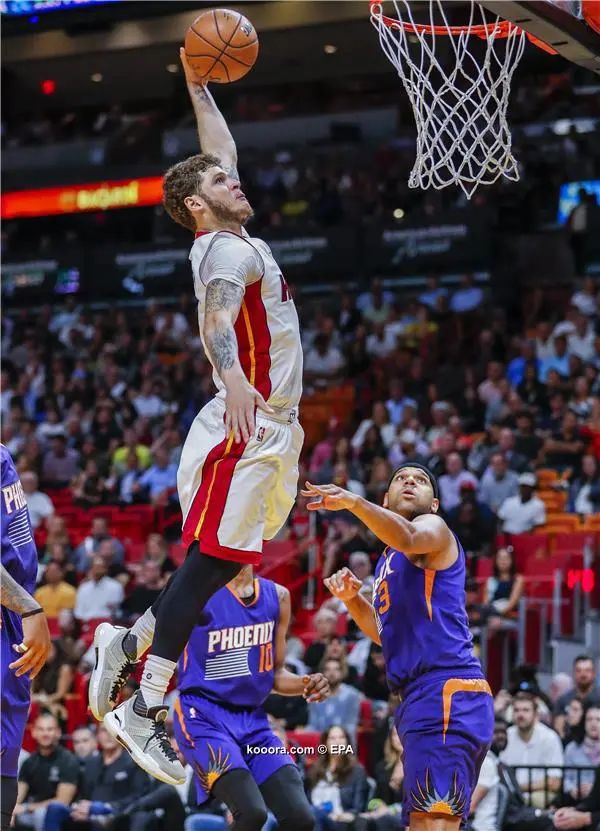 ?i=epa%2fbasketball%2f2017-03%2f2017-03-22-05862549_epa