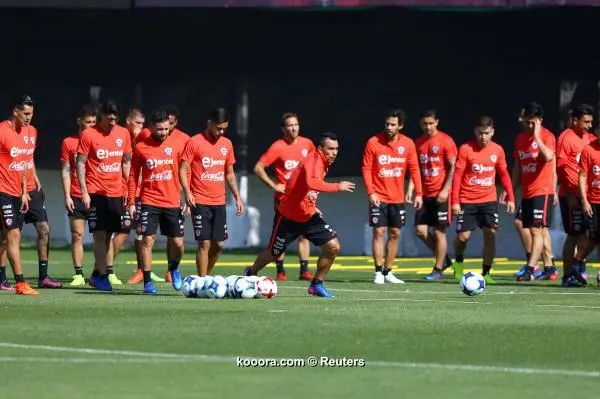 ?i=reuters%2f2017-03-21%2f2017-03-21t144611z_1689947369_rc1c9f3629e0_rtrmadp_3_soccer-worldcup-chl-training_reuters