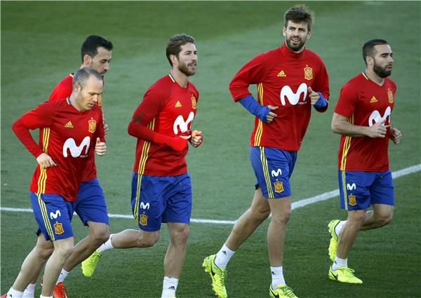 من تدريبات المنتخب الإسباني
