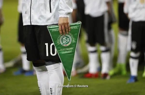 ?i=reuters%2f2017-03-22%2f2017-03-22t200038z_133214438_mt1aci14769252_rtrmadp_3_soccer-friendly-ger-eng_reuters