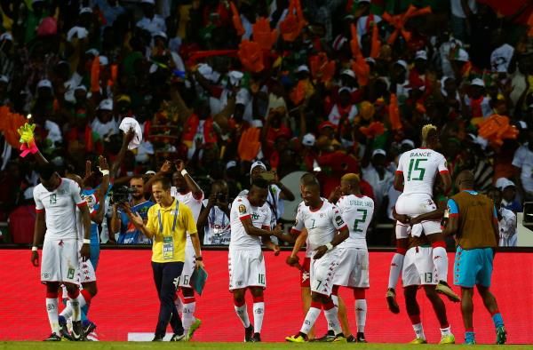 لاعبو بوركينا فاسو