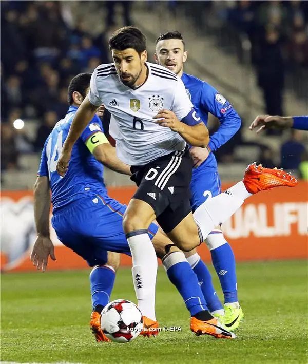 ?i=epa%2fsoccer%2f2017-03%2f2017-03-26%2f2017-03-26-05872279_epa