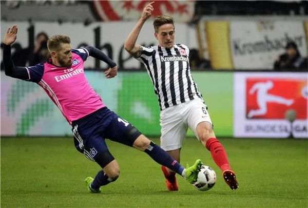 لقطة من مباريات الدوري الالماني