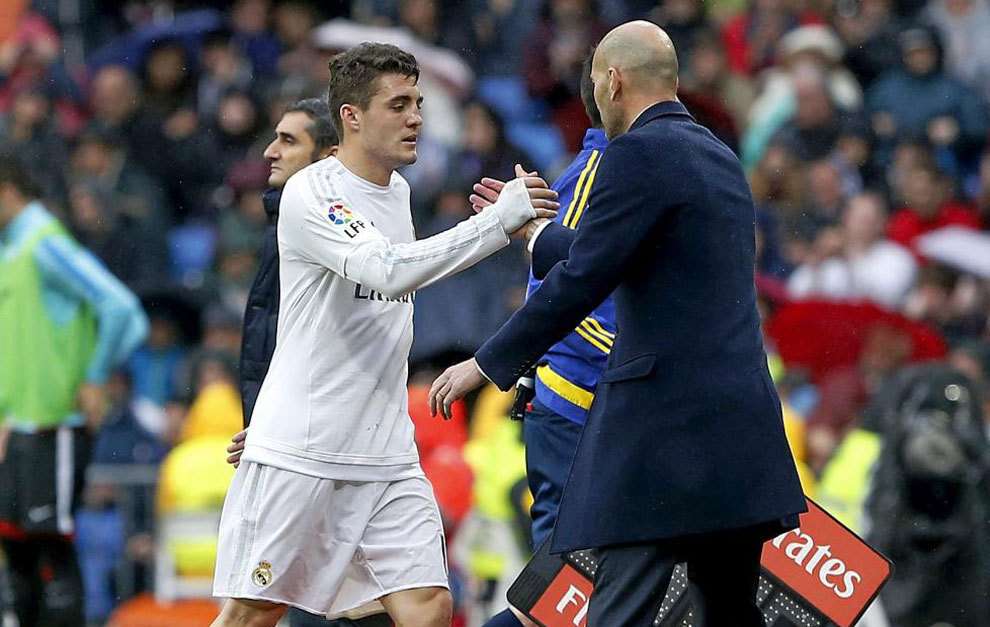 زيدان يتمسك بلاعبه كوفاسيتش