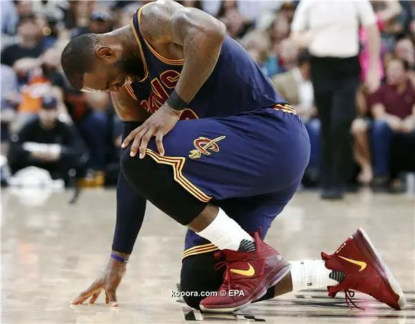?i=epa%2fbasketball%2f2017-03%2f2017-03-28-05874509_epa