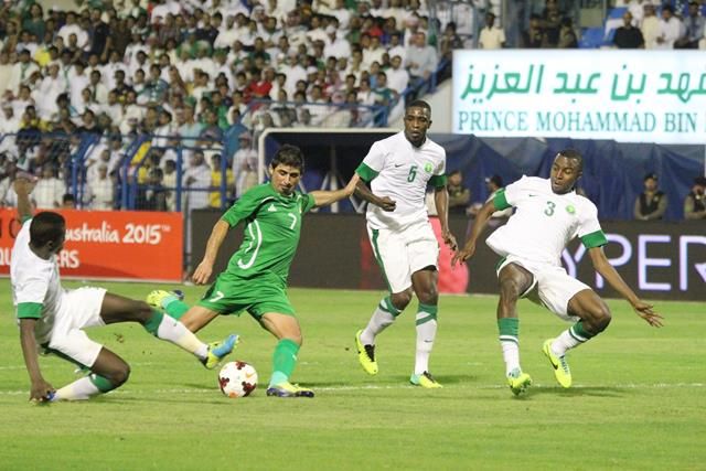 جانب من مباراة سابقة بين المنتخبين