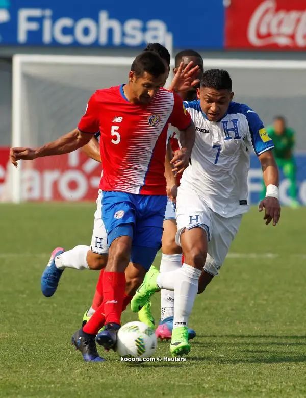 ?i=albums%2fmatches%2f1228456%2f2017-03-28t214734z_1381005293_rc1811c91900_rtrmadp_3_soccer-worldcup-hnd-cri_reuters