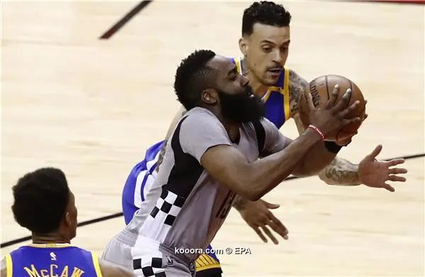 ?i=epa%2fbasketball%2f2017-03%2f2017-03-29-05876293_epa