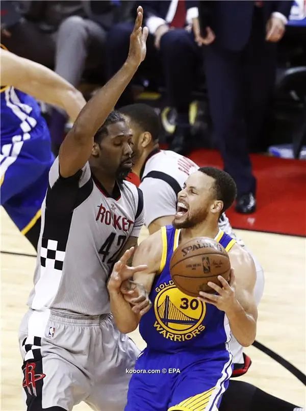 ?i=epa%2fbasketball%2f2017-03%2f2017-03-29-05876298_epa