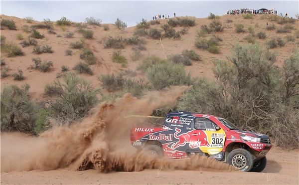 صورة أرشيفية من أحد الراليات