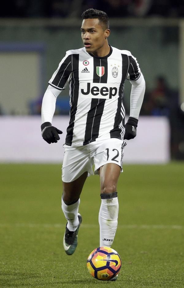 أليكس ساندرو