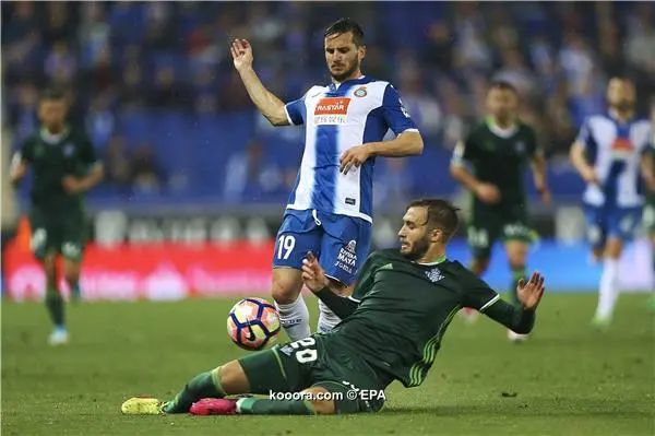 ?i=epa%2fsoccer%2f2017-03%2f2017-03-31%2f2017-03-31-05881722_epa
