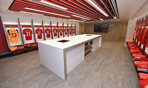 غرفة ملابس لاعبي ليفربول