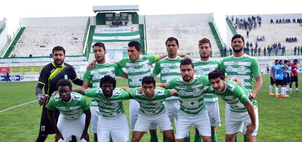 الملعب القابسي 