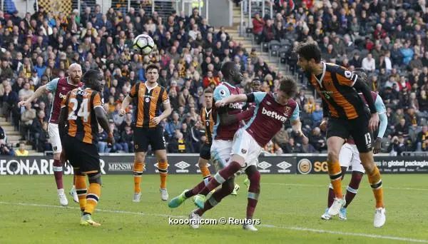 ?i=reuters%2f2017-04-01%2f2017-04-01t155037z_134063437_mt1aci14772183_rtrmadp_3_soccer-england-hul-whu_reuters