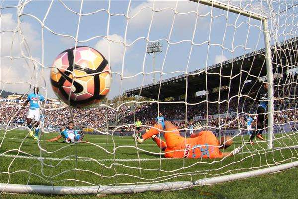 موقف الحارس الإسباني بيبي ريينا لا يزال غامضاً