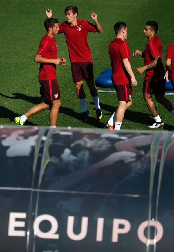 صورة أرشيفية من تدريبات أتلتيكو مدريد