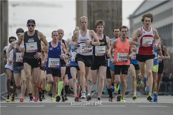 ?i=epa%2fathletics%2f2017-04%2f2017-04-02-05884125_epa