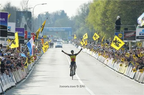 ?i=epa%2fathletics%2f2017-04%2f2017-04-02-05884743_epa