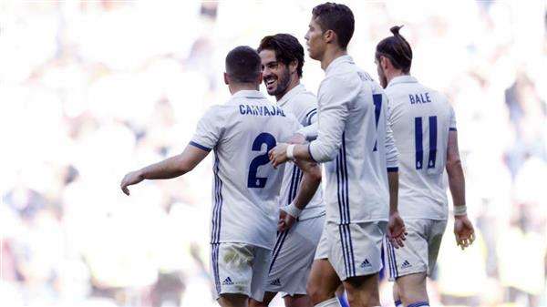 ريال مدريد يتصدر الليجا