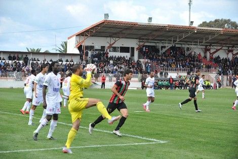 جانب من مباراة سابقة بين الفريقين
